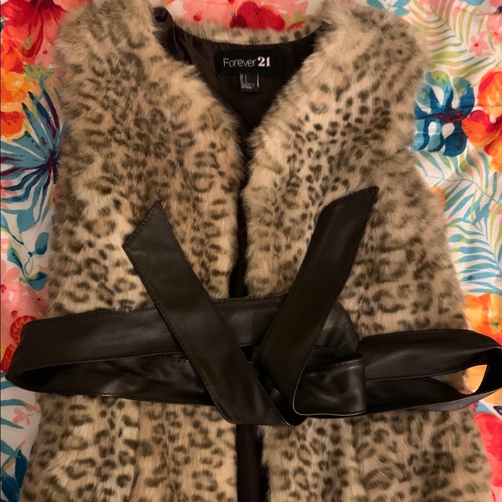Forever 21 faux fur vest